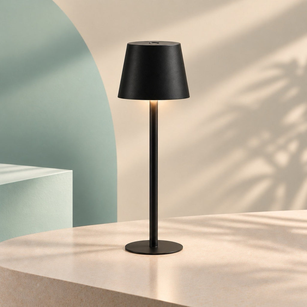 Aria Lamp