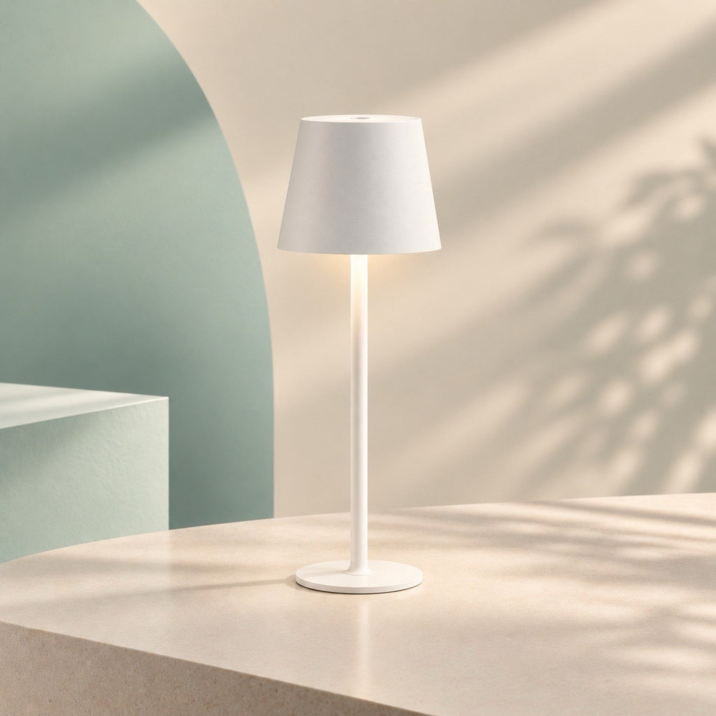 Aria Lamp