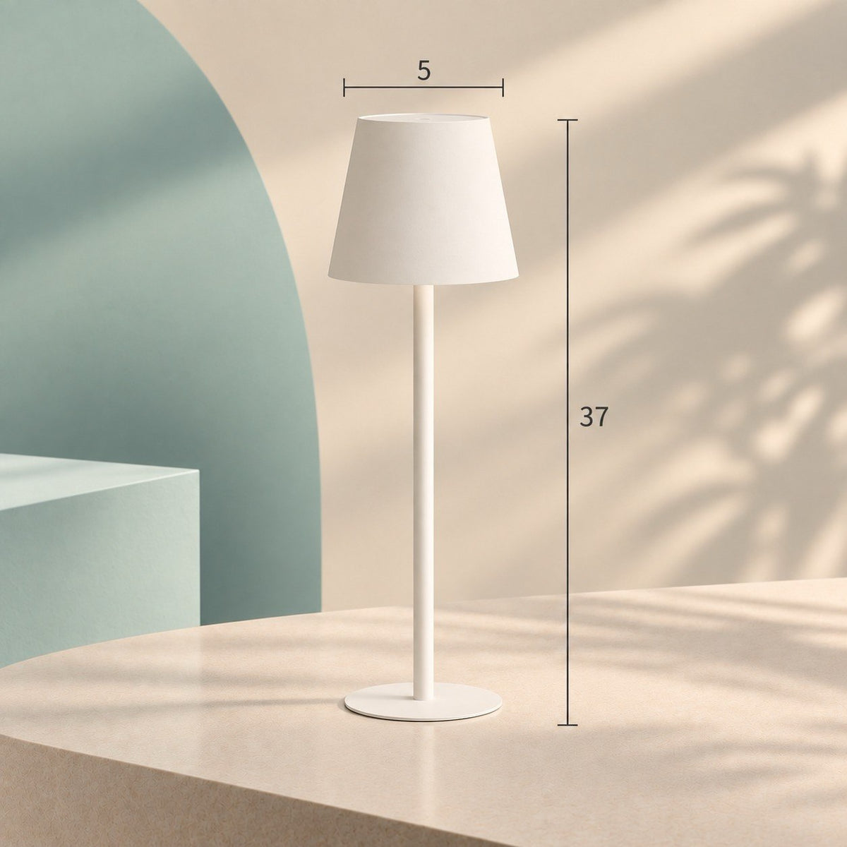 Aria Lamp