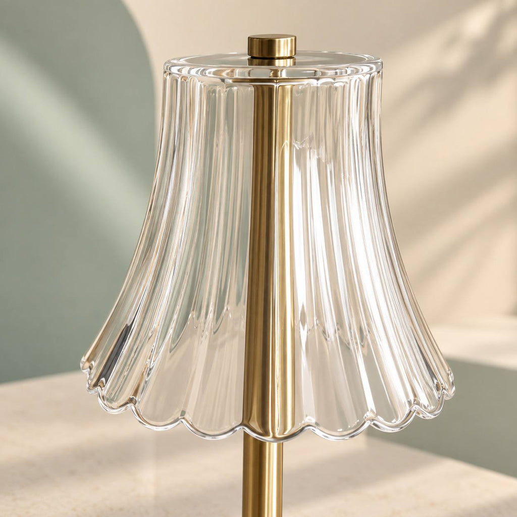 Ruffle Lamp