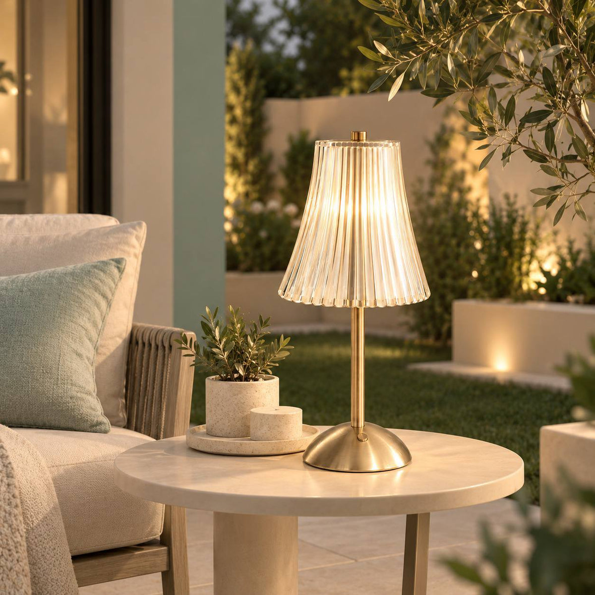 Pleat Lamp